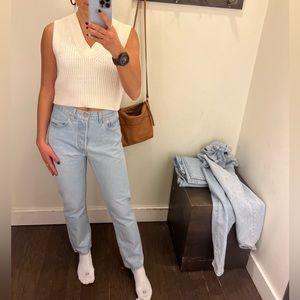 Light wash classic Levi 501s